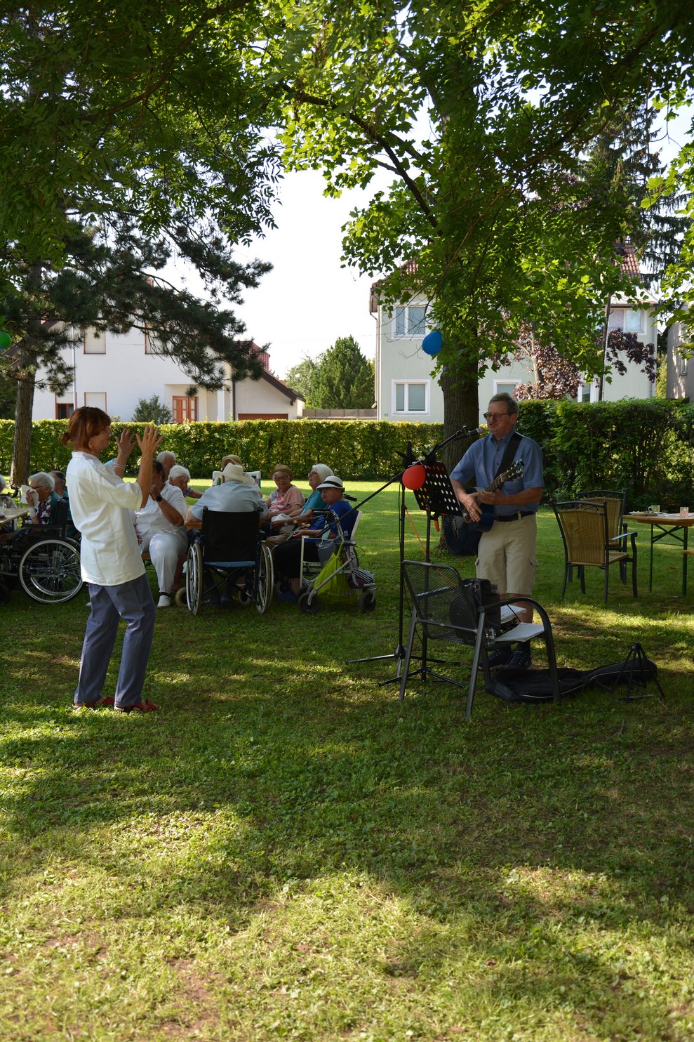 auch Livemusik gibt es