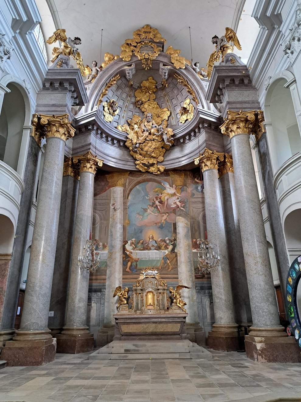 Das Augusteum von innen 
